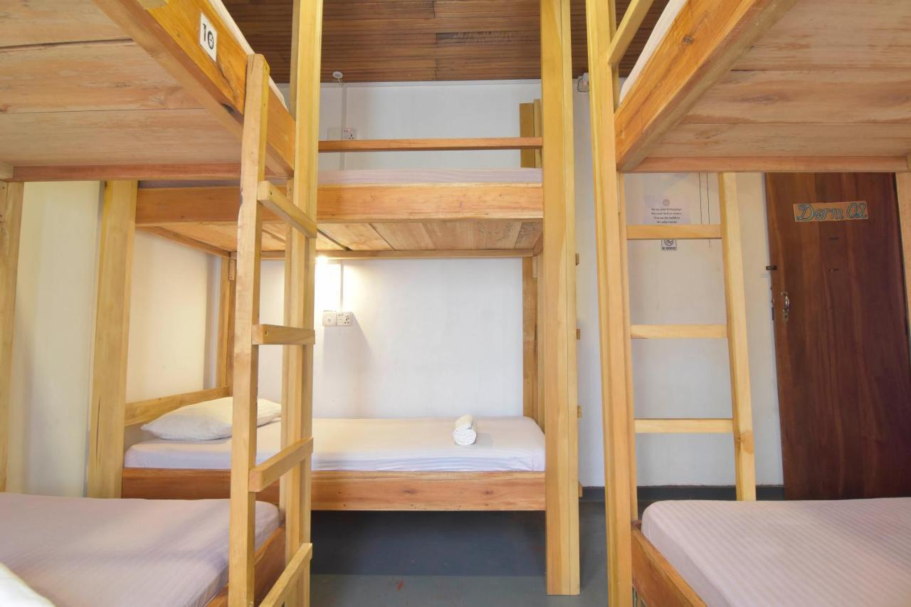Jay'S Bunks-Kandy Hostel (Adults Only) Exteriör bild
