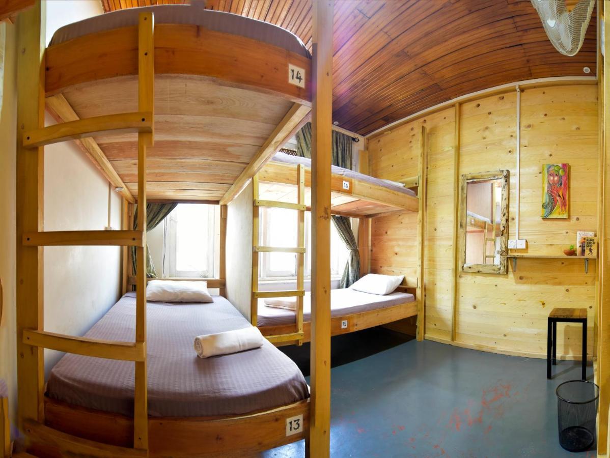 Jay'S Bunks-Kandy Hostel (Adults Only) Exteriör bild